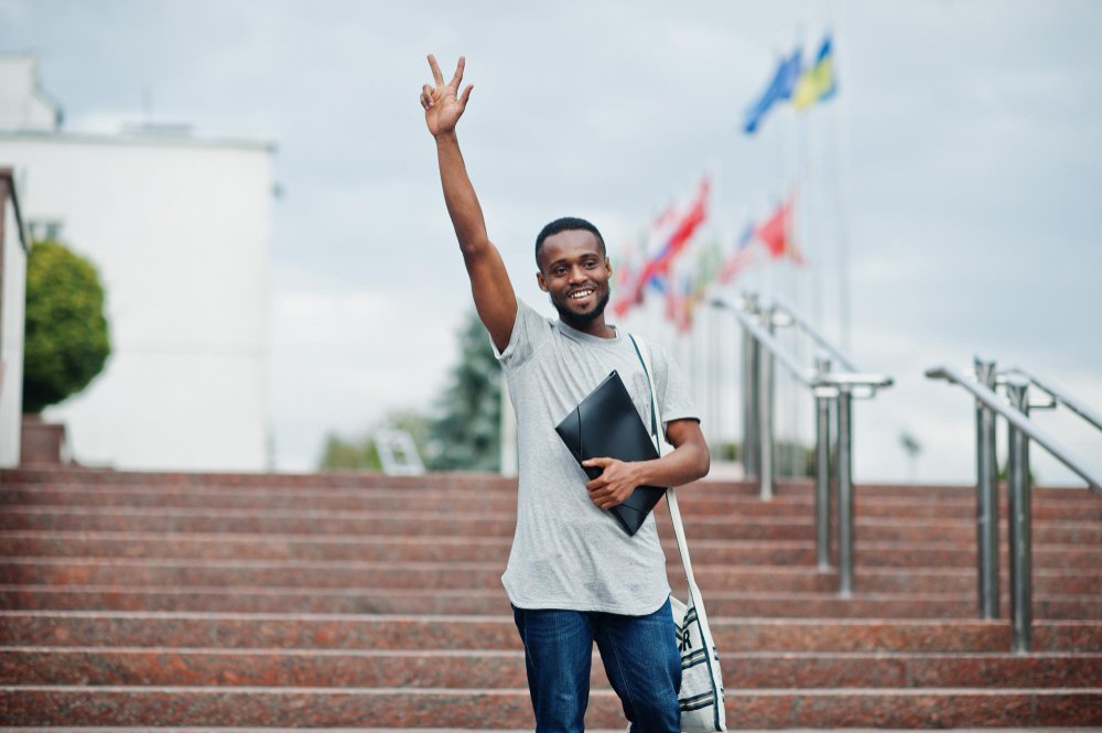 The Commonwealth Startup Fellowship 2026/2027 for early stage start-ups (Fully Funded to Bootcamp in Accra, Ghana and Capstone Week in London, UK )